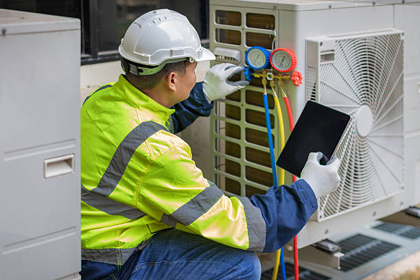 Professional Hvac technician working in Fortescue, NJ